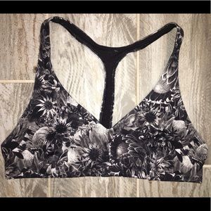 Lulu lemon sports bra